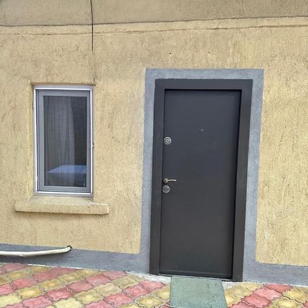 Apartamnet Regim Hotelier Bucarest Extérieur photo
